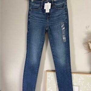 American Eagle Outfitters Medium Blue High-Rise Skinny Jeans